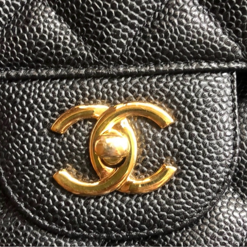 Chanel Black Quilted Shoulder Bag with Gold Accents - Picture 2 of 8